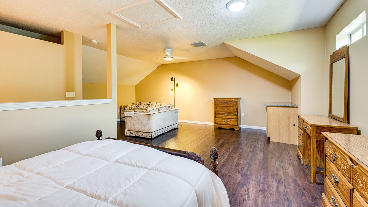 Photo of Bedroom in Crestview