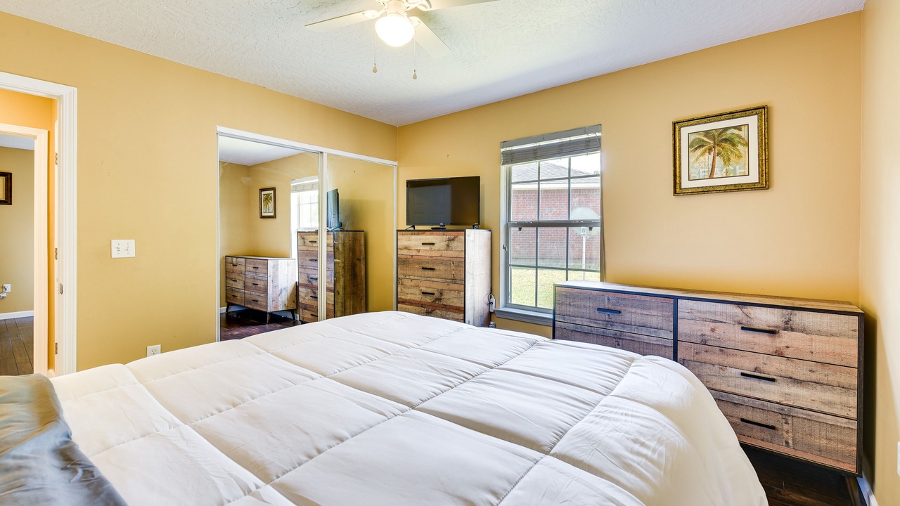 Photo of Bedroom in Crestview
