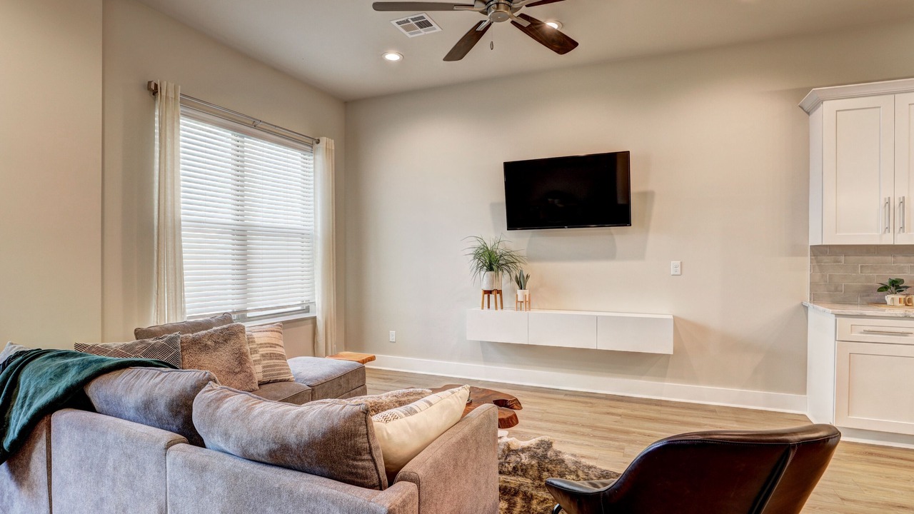 Photo of Livingroom in Youngsville