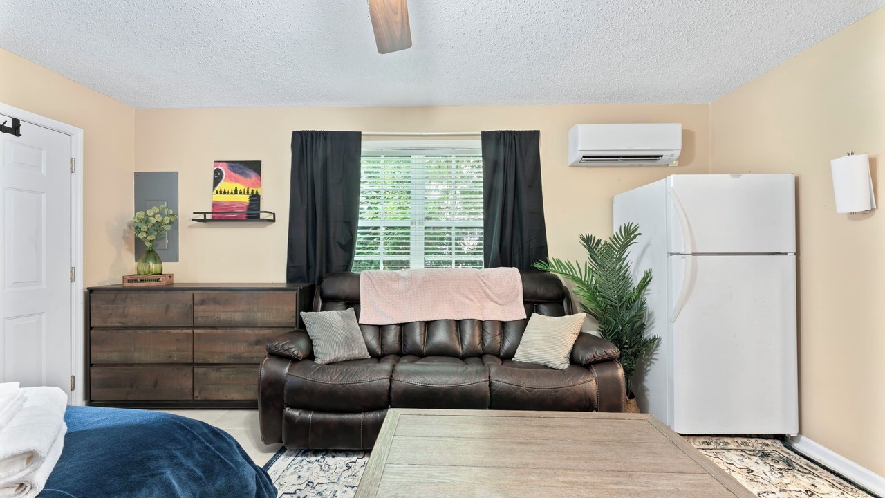 Photo of Bedroom in Southside