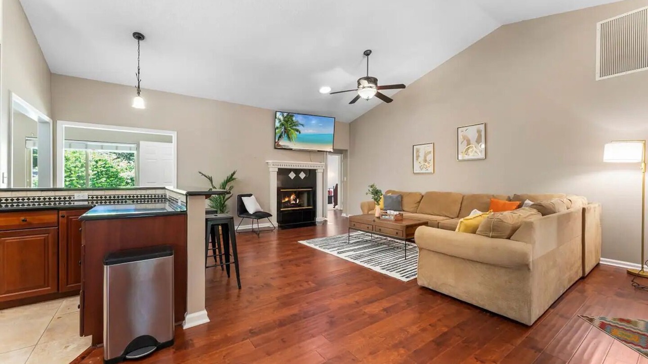 Photo of Livingroom in Southside