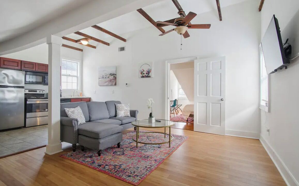 Photo of Livingroom in South 7th Ward