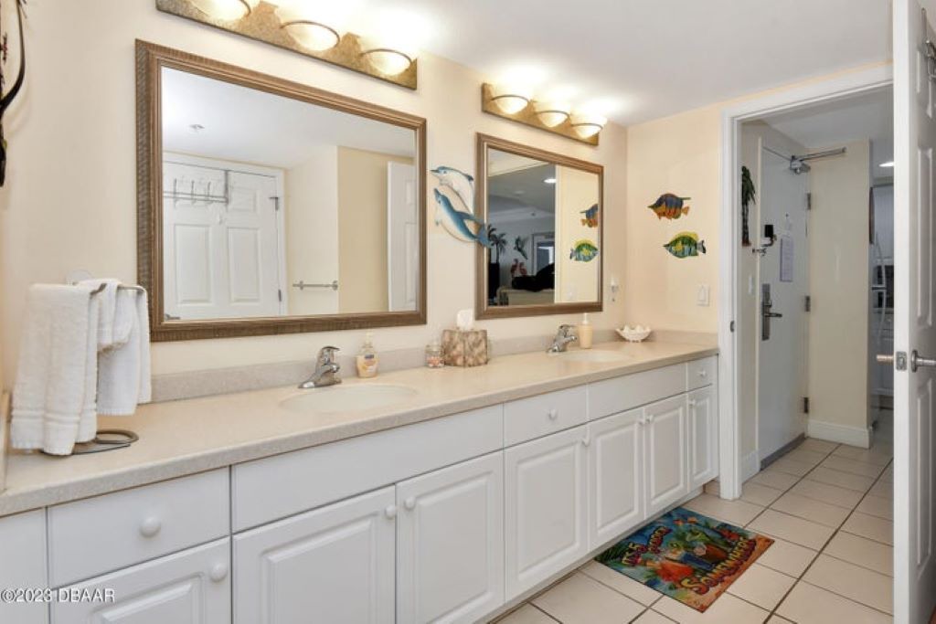 Photo of Bathroom in Ortona Park