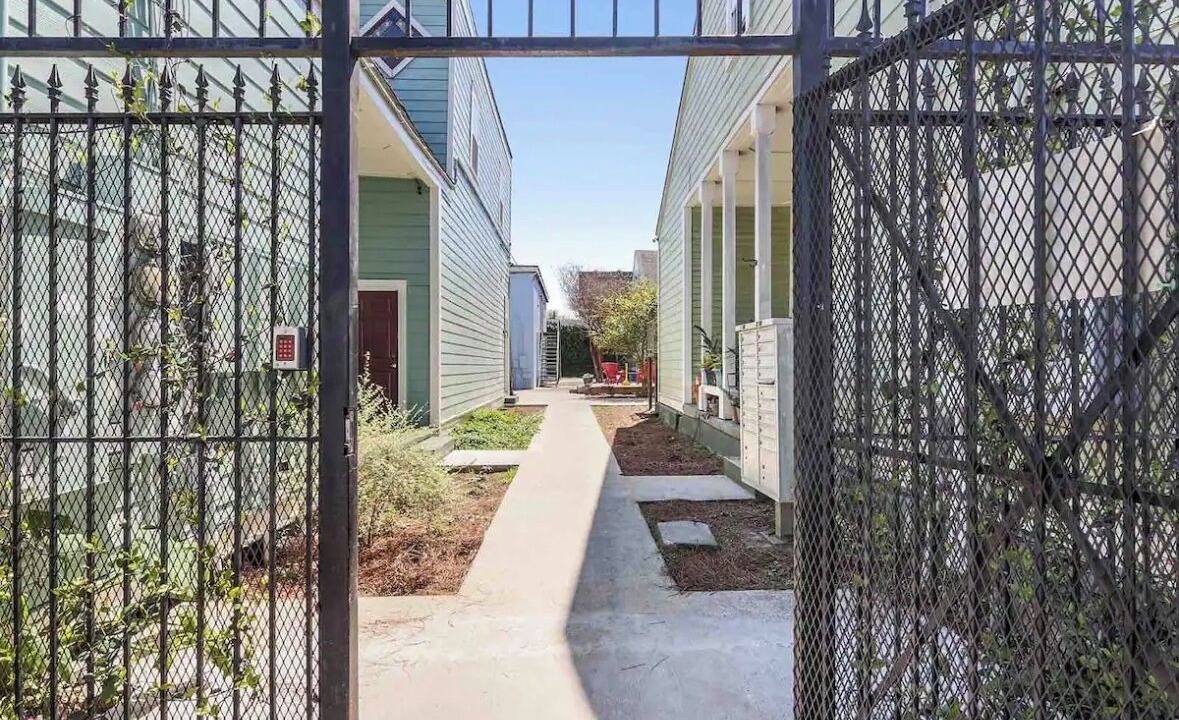 Photo of Outdoor in Seventh Ward