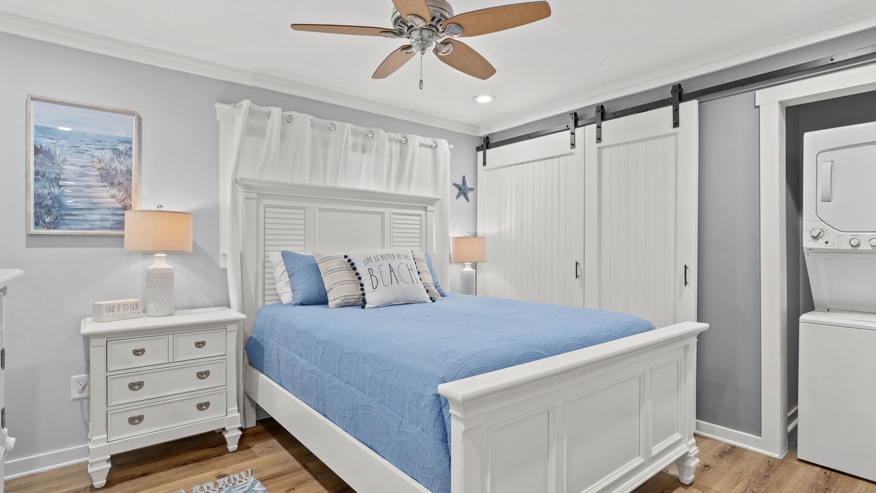 Photo of Bedroom in Lower Grand Lagoon