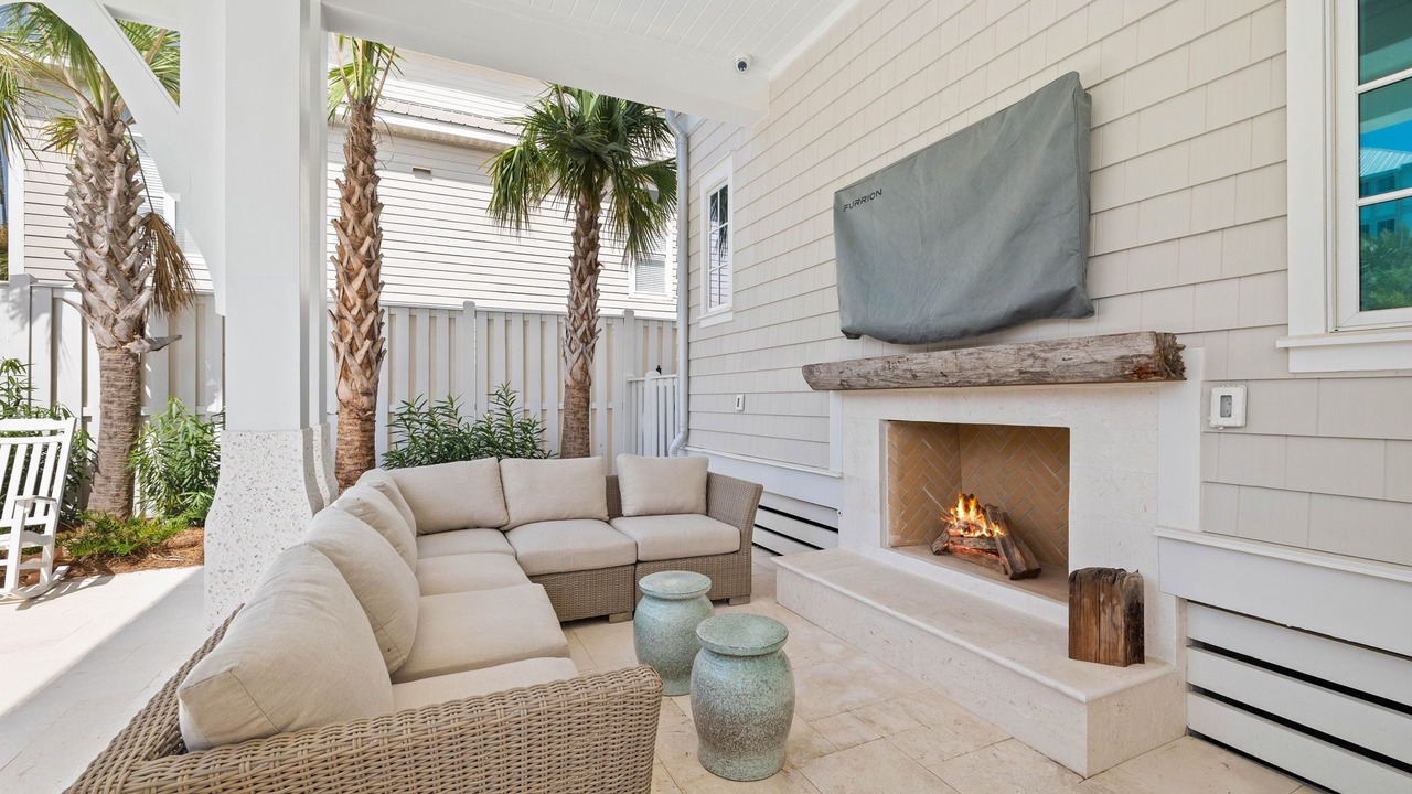 Photo of Patio Balcony in Inlet Beach