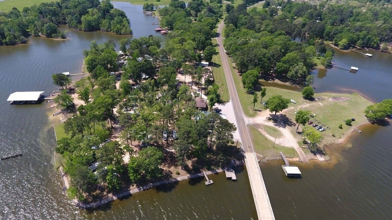 Photo of Outdoor in Milam