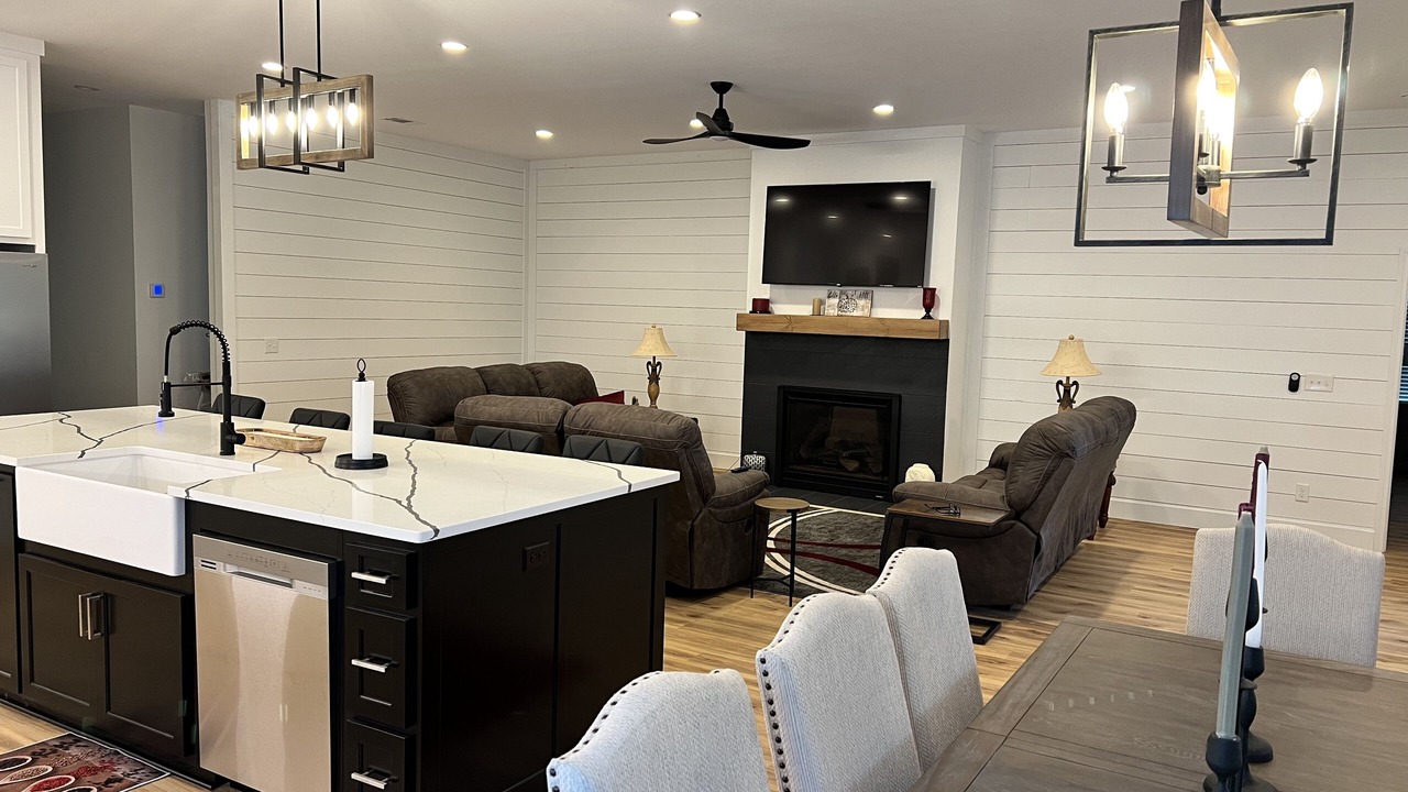 Photo of Bedroom in Northport