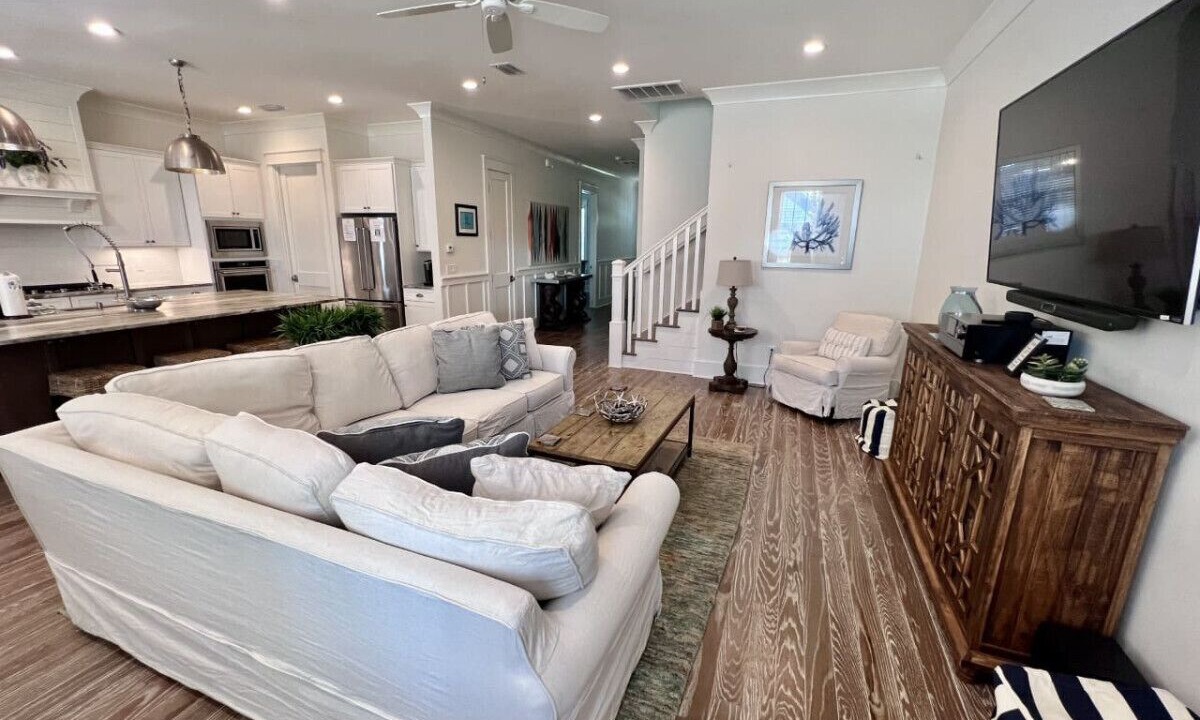 Photo of Others in White's Gulfview