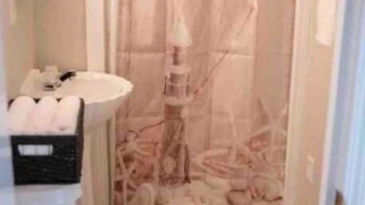 Photo of Bathroom in Navy Point