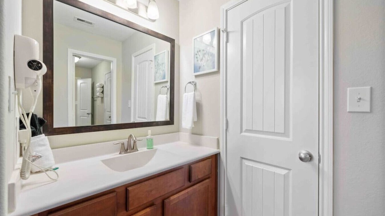 Photo of Bathroom in Deer Park