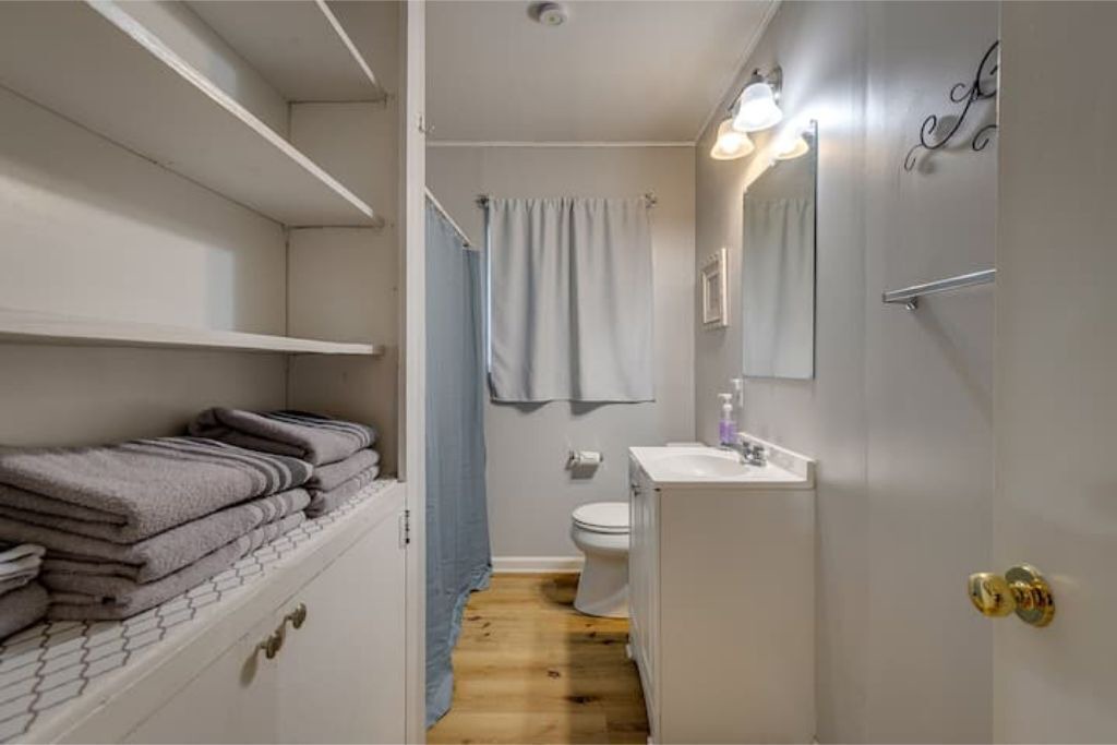 Photo of Bathroom in Monroe