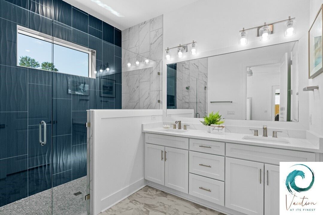 Photo of Bathroom in Gulfview Heights