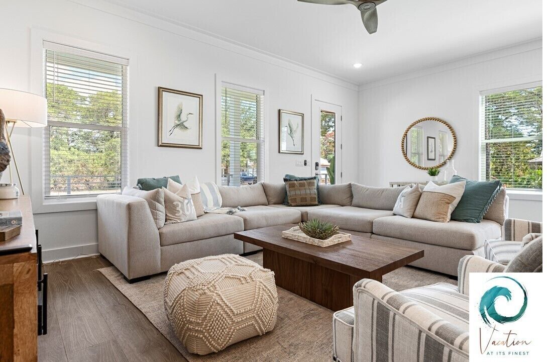 Photo of Livingroom in Gulfview Heights