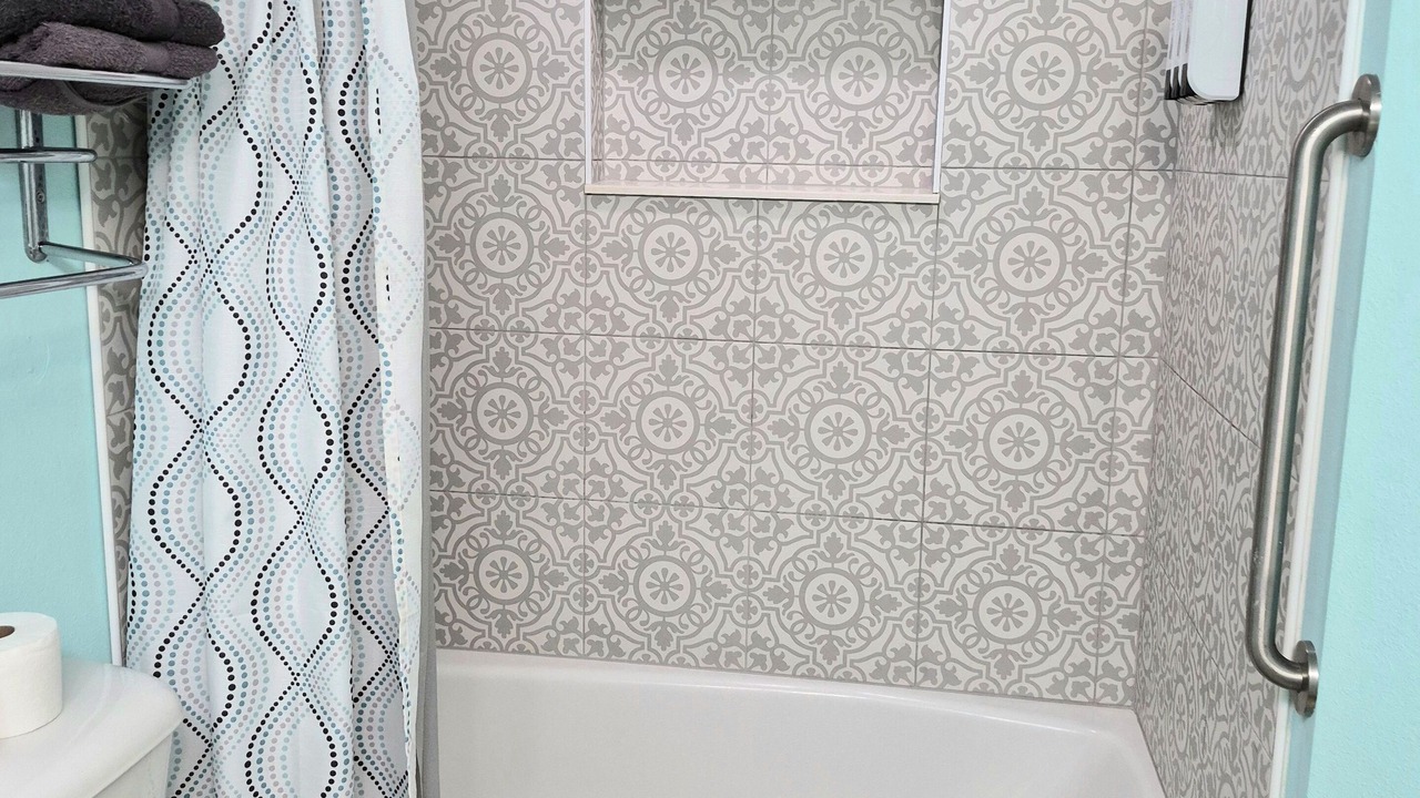 Photo of Bathroom in Ortona Park