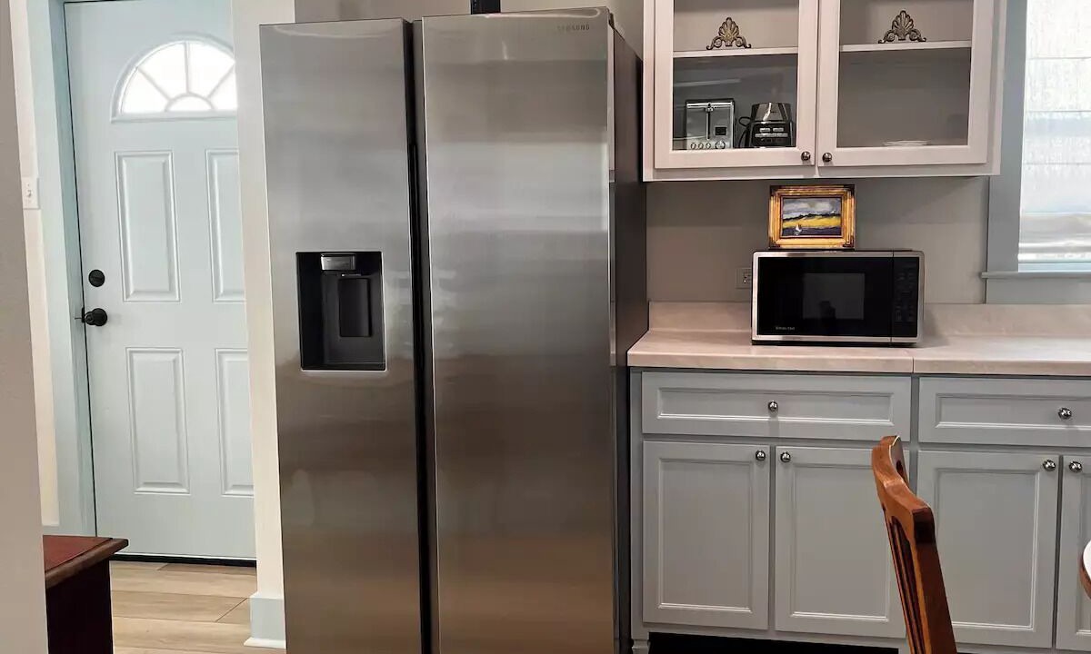 Photo of Kitchen in Cut Off