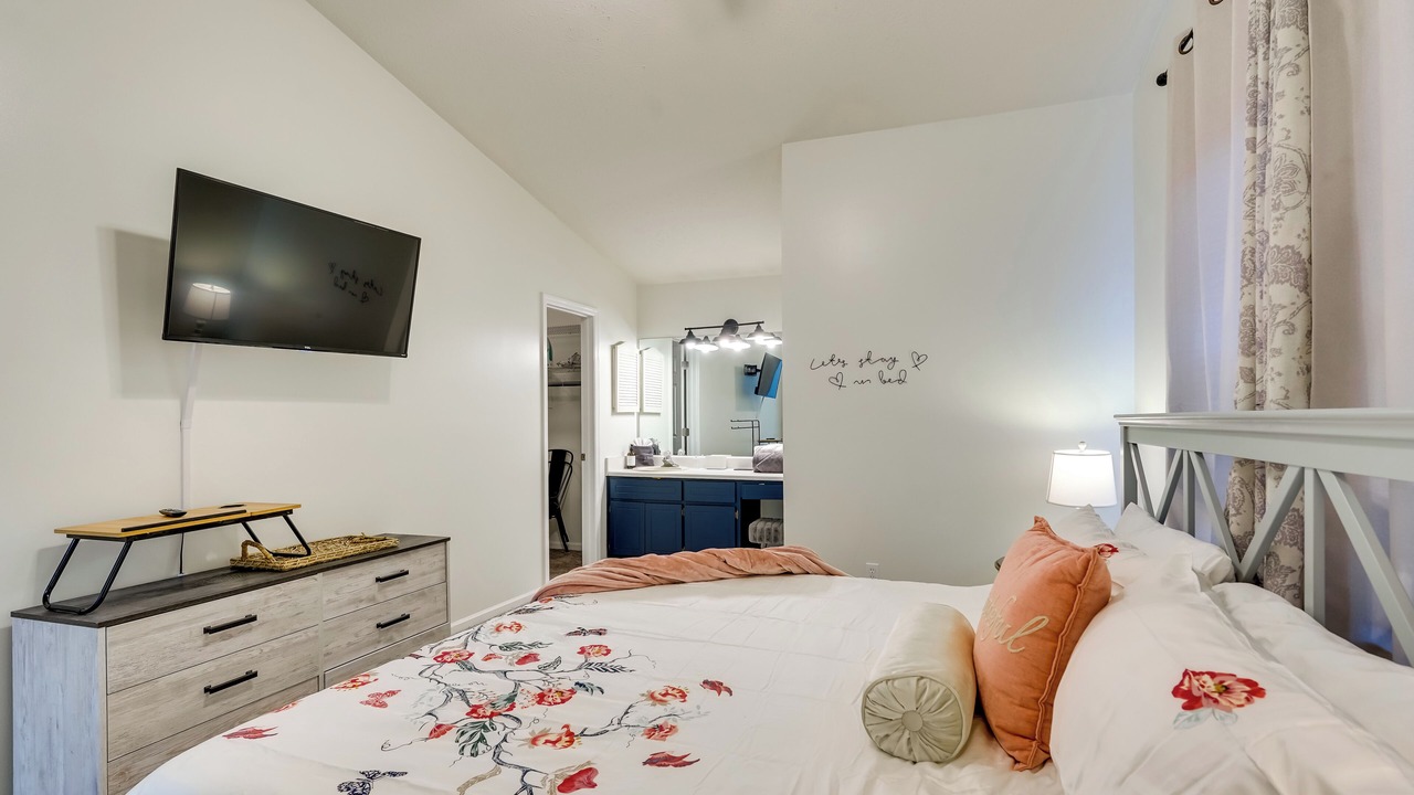 Photo of Bedroom in Lynn Haven