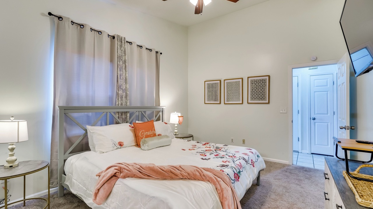 Photo of Bedroom in Lynn Haven