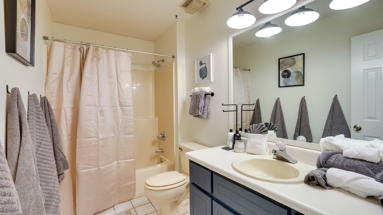 Photo of Bathroom in Lynn Haven