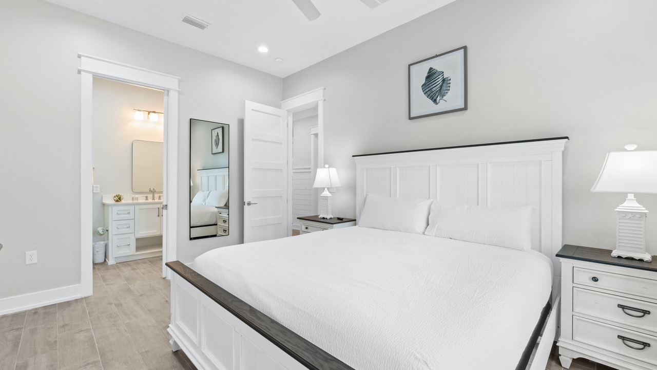 Photo of Bedroom in Laguna Beach
