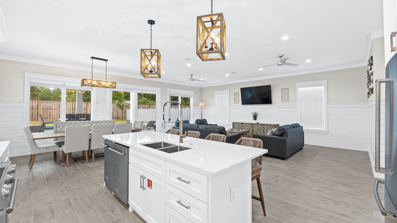 Photo of Kitchen in Laguna Beach