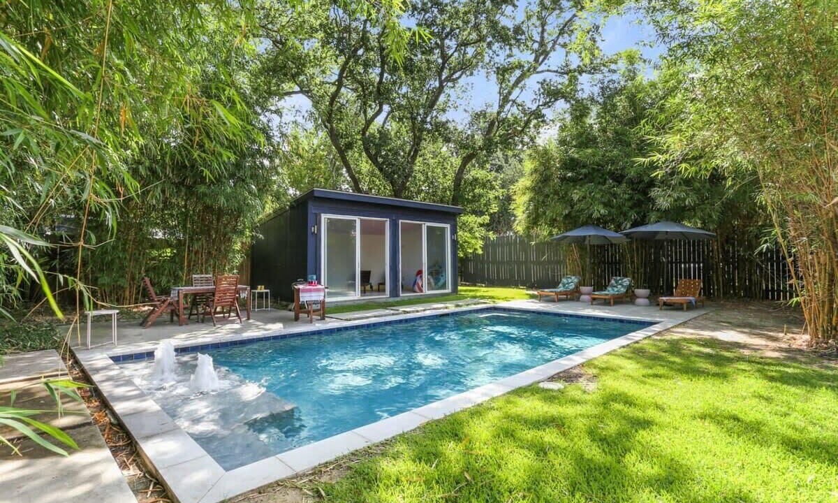 Photo of Outdoor in Mid-City