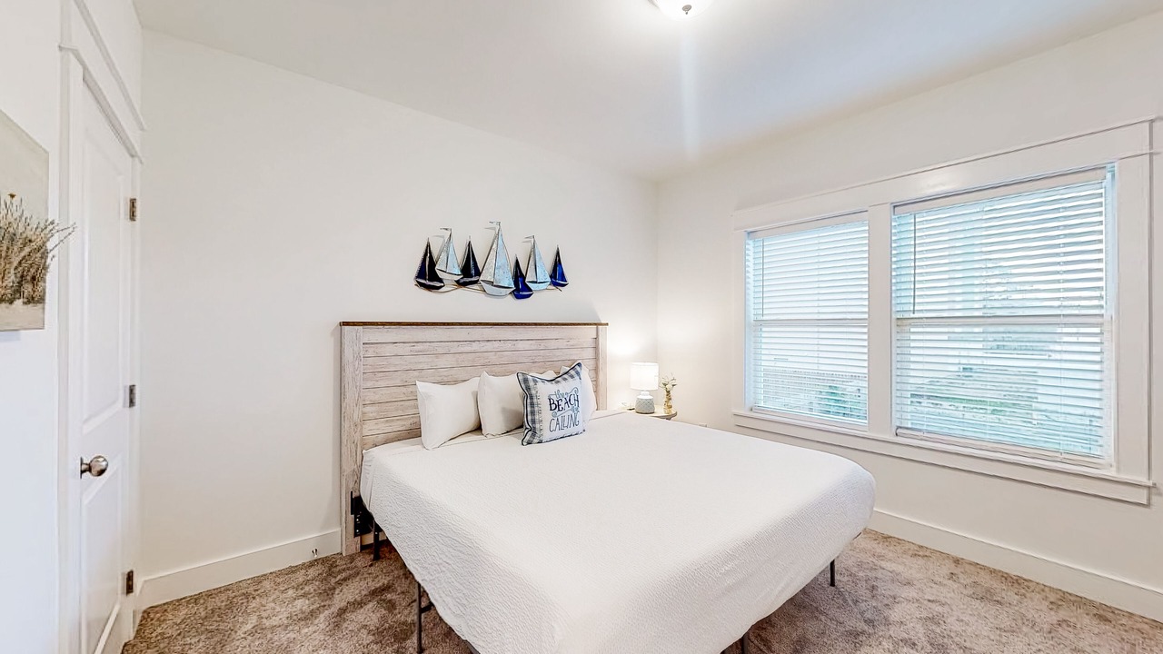 Photo of Bedroom in Silver Sands