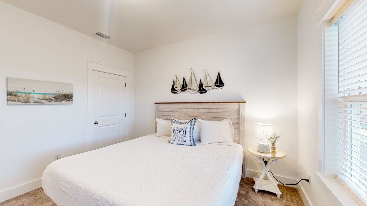 Photo of Bedroom in Silver Sands
