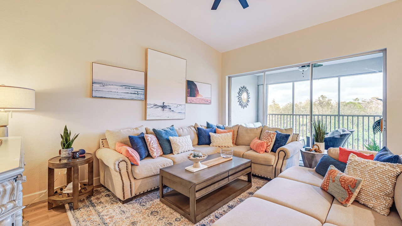 Photo of Livingroom in Naples