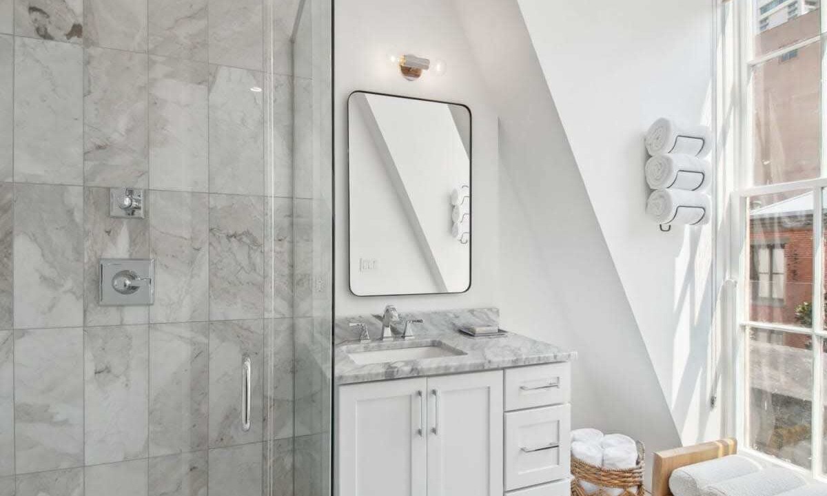Photo of Bathroom in Central Business District