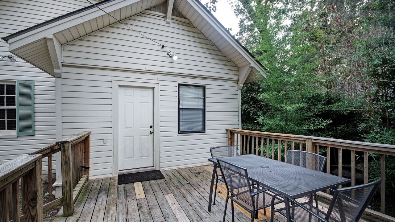 Photo of Outdoor in Fondren
