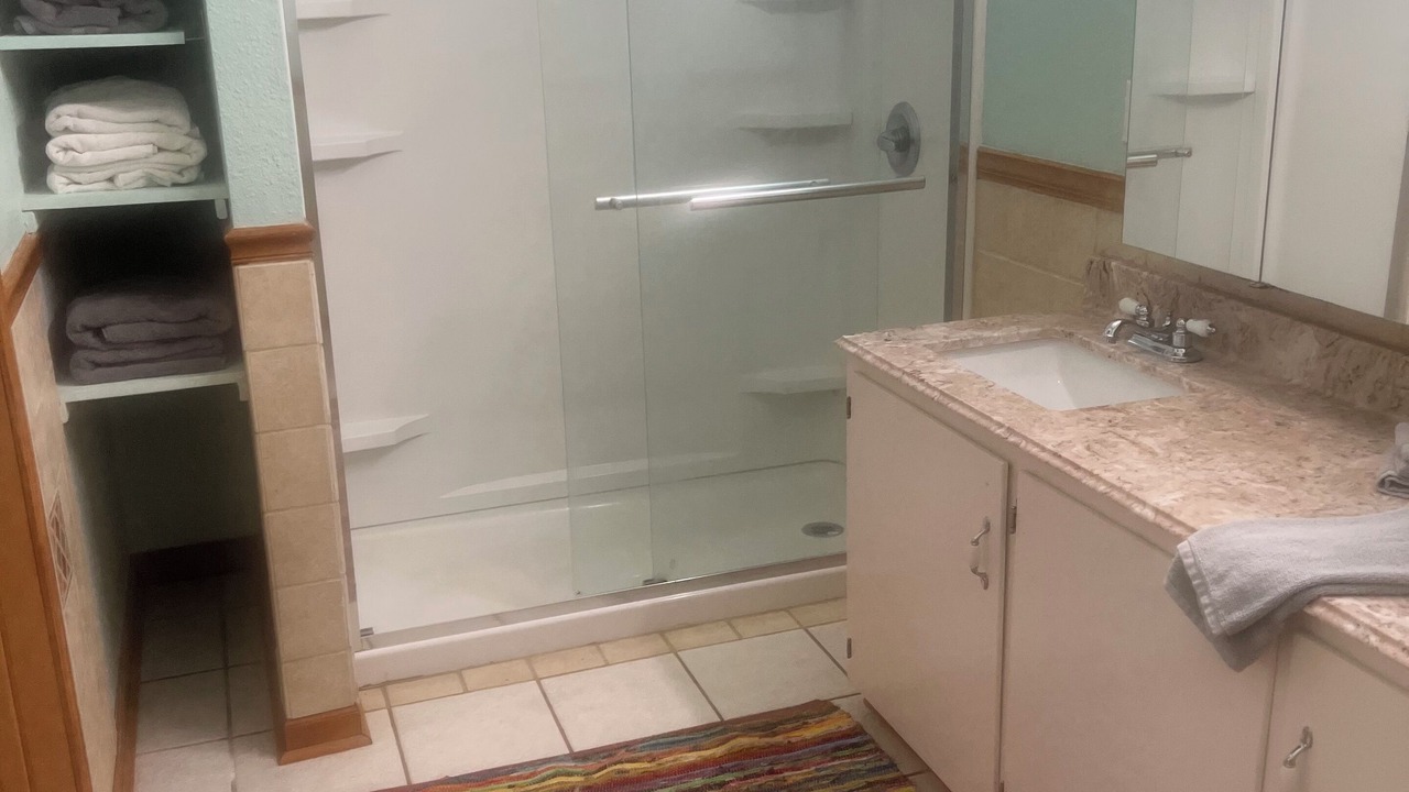 Photo of Bathroom in Ono Island