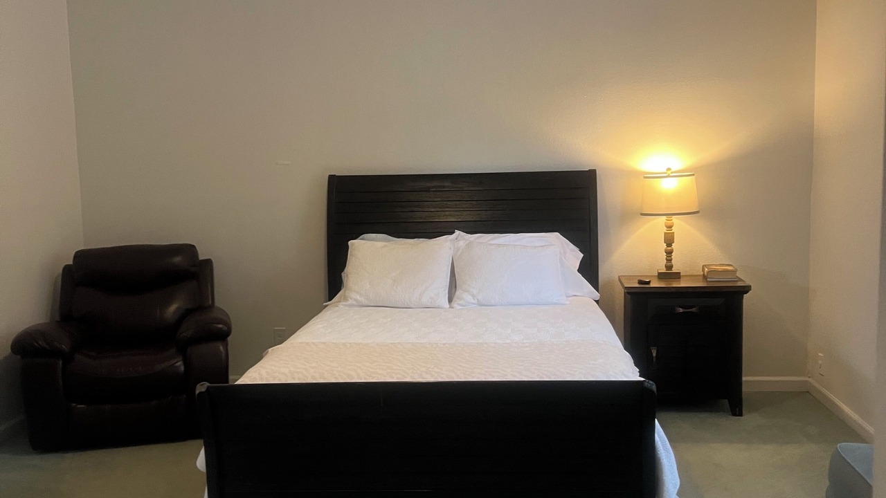 Photo of Bedroom in Ono Island