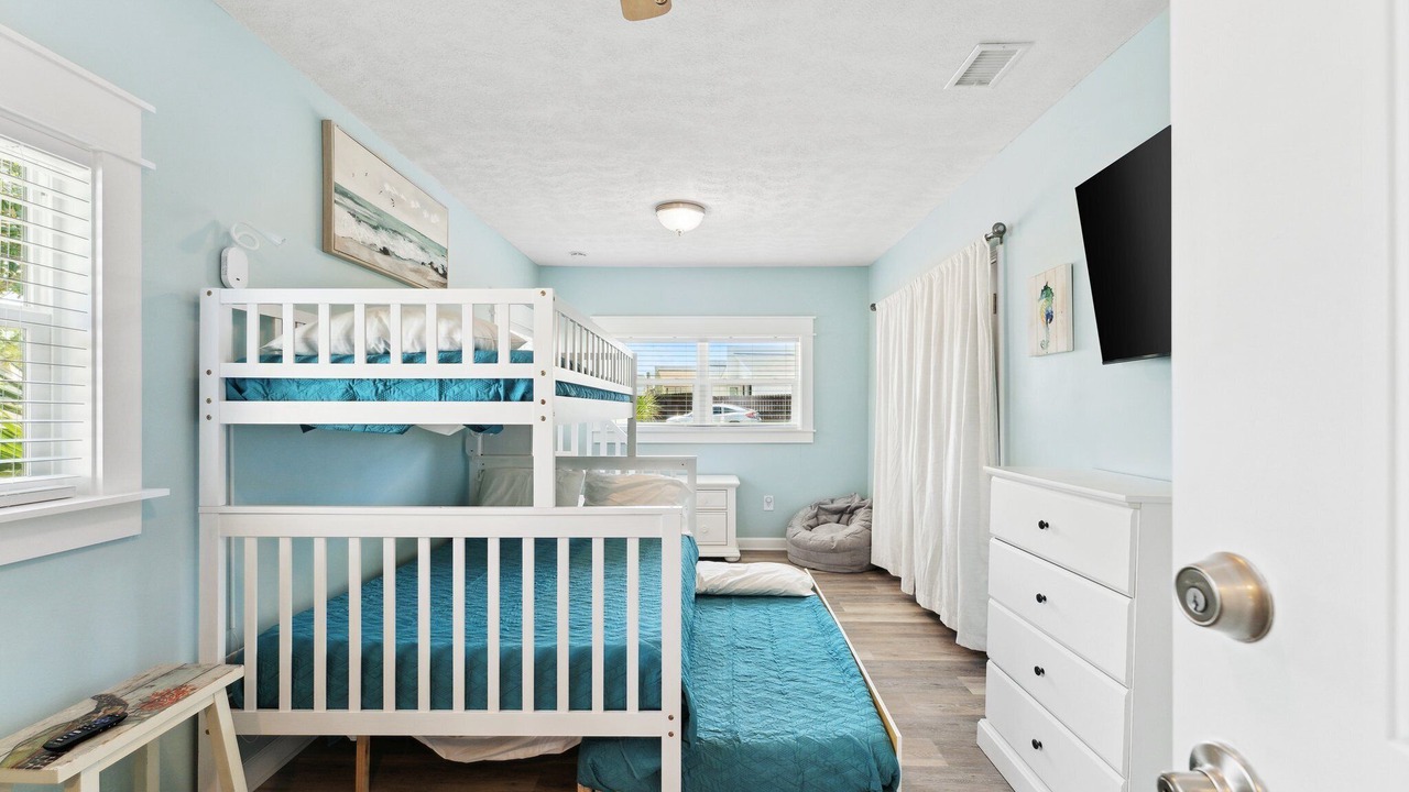 Photo of Bedroom in Silver Sands