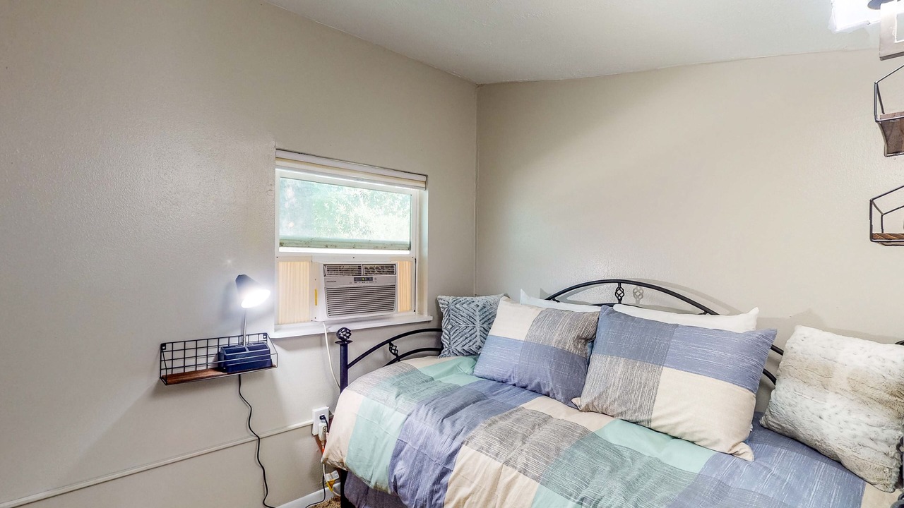 Photo of Bedroom in Onalaska