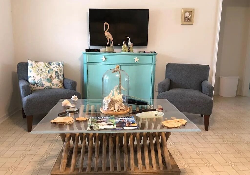 Photo of Livingroom in Carrabelle