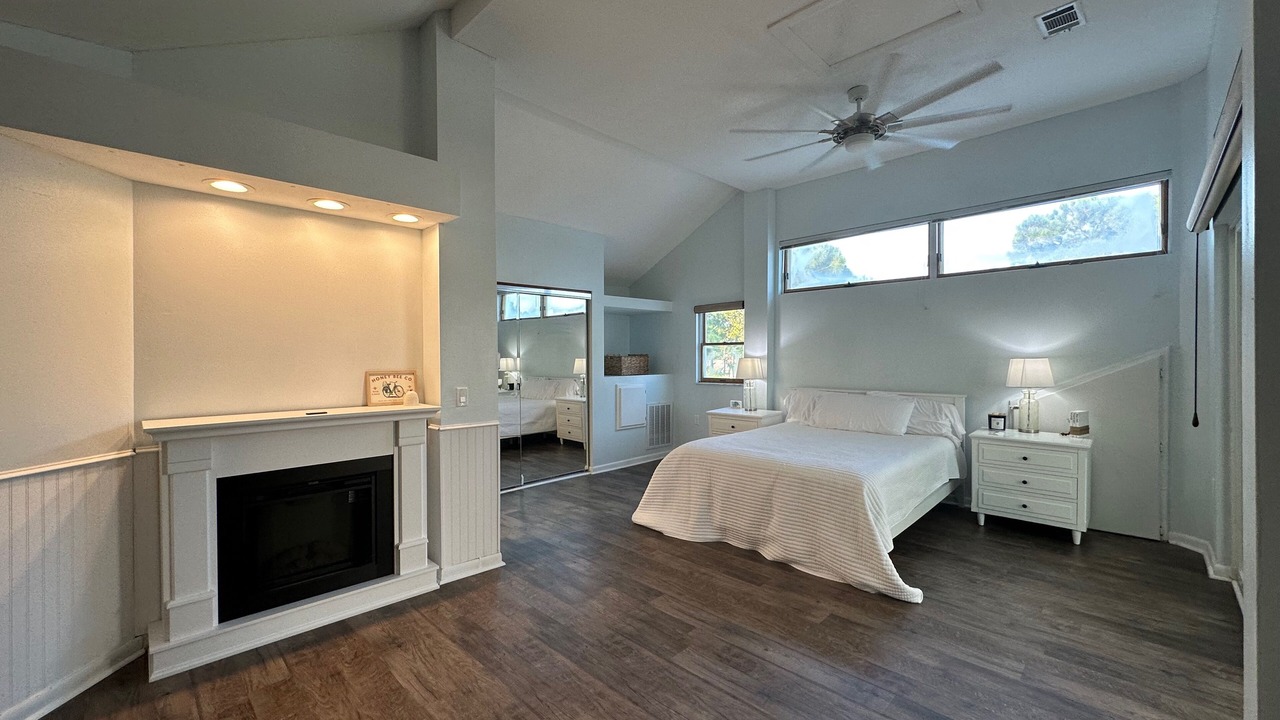 Photo of Bedroom in Mary Esther