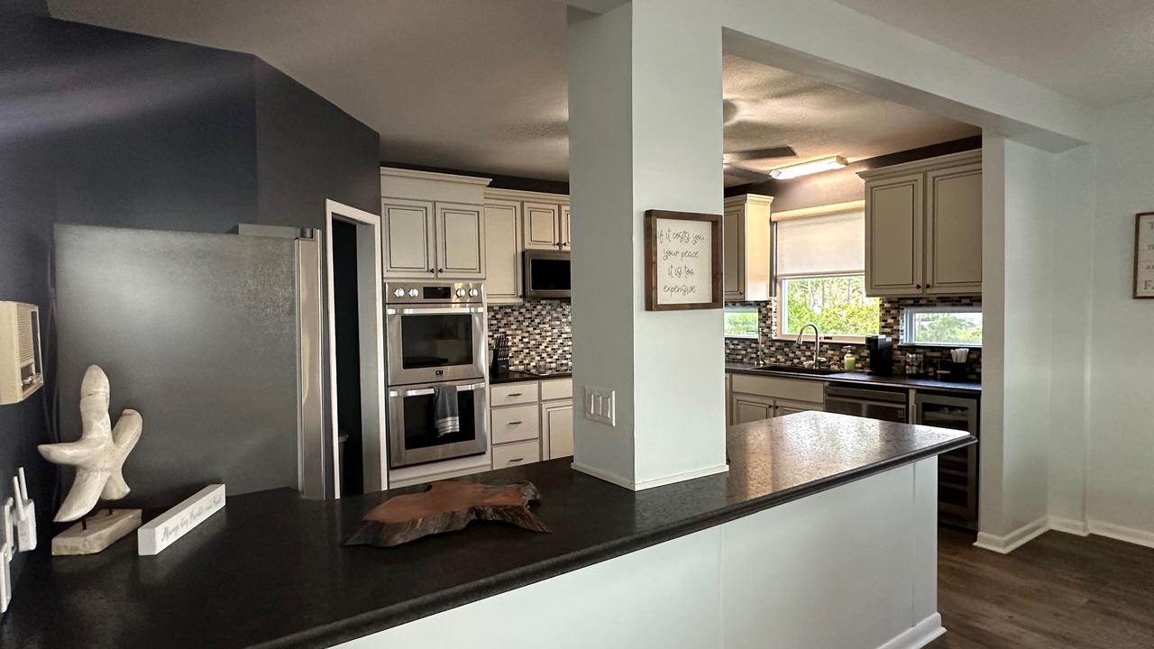 Photo of Kitchen in Mary Esther