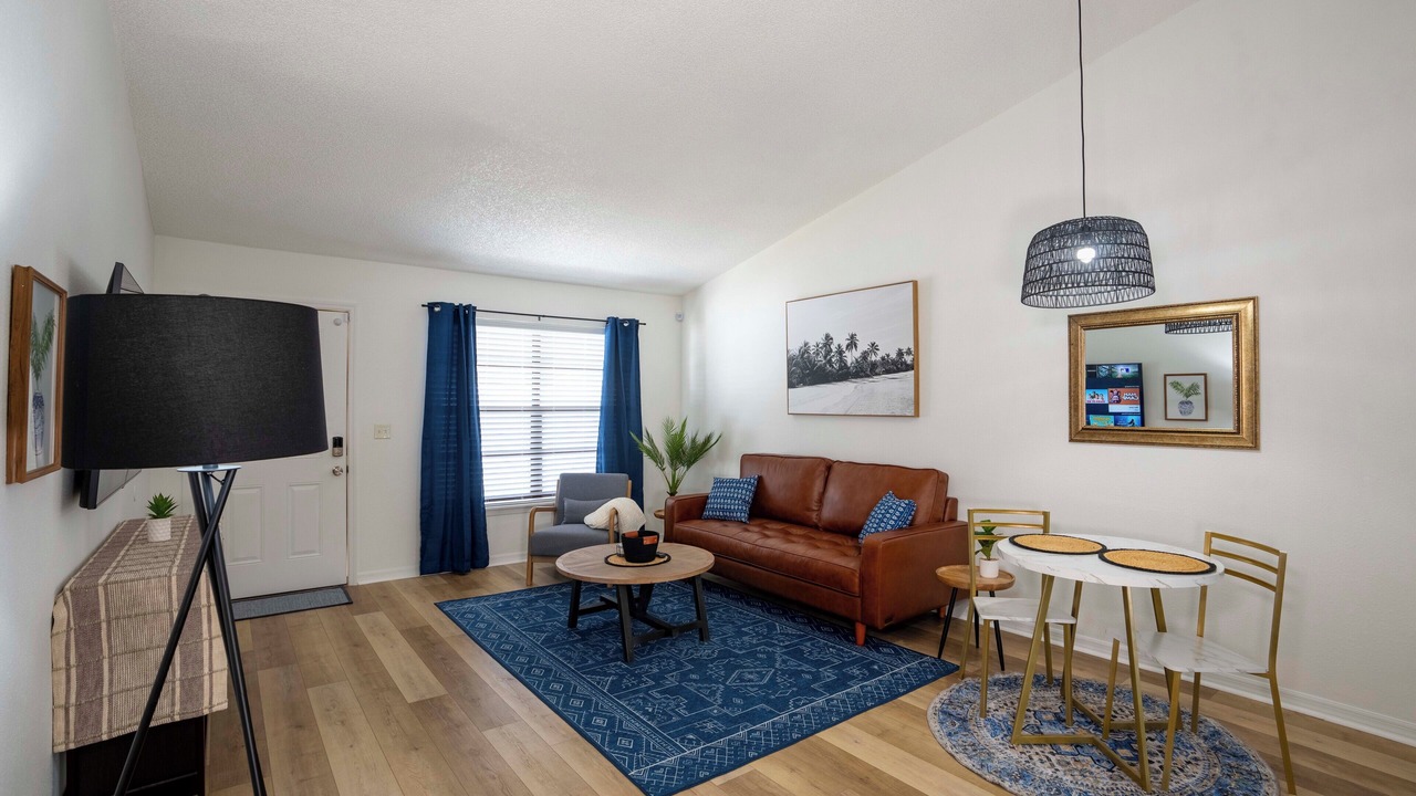 Photo of Livingroom in Tarpon Springs