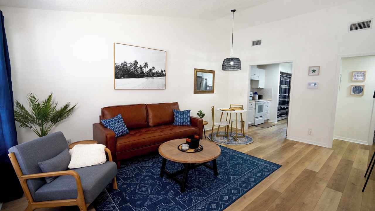 Photo of Livingroom in Tarpon Springs