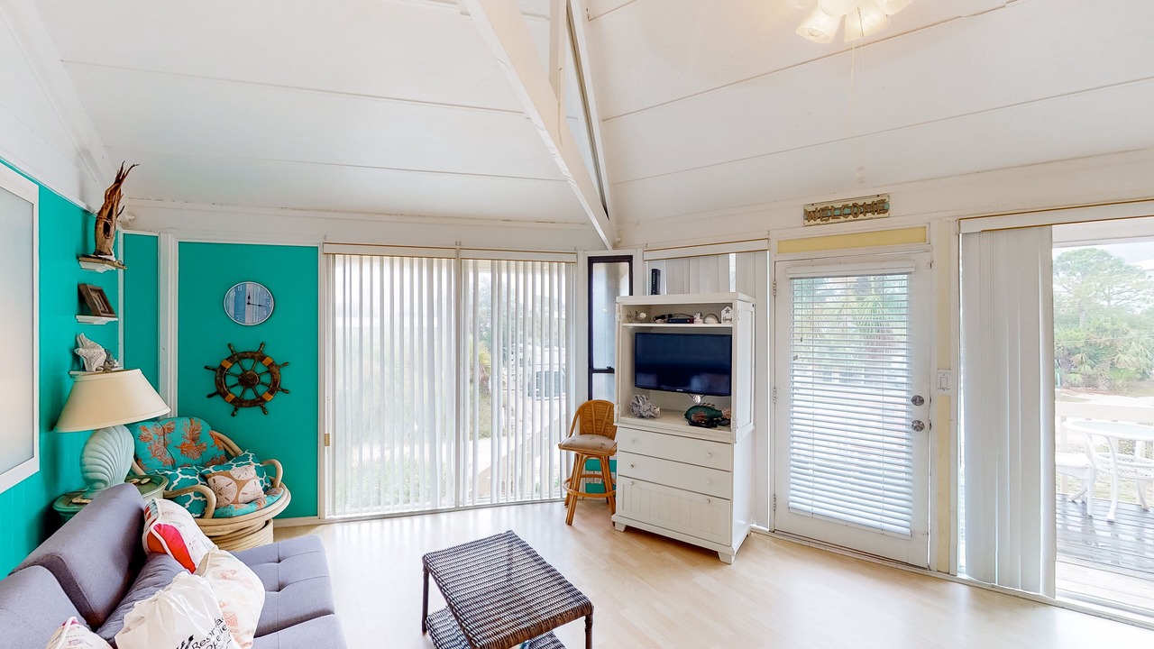 Photo of Livingroom in Indian Pass