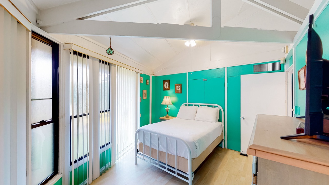 Photo of Bedroom in Indian Pass