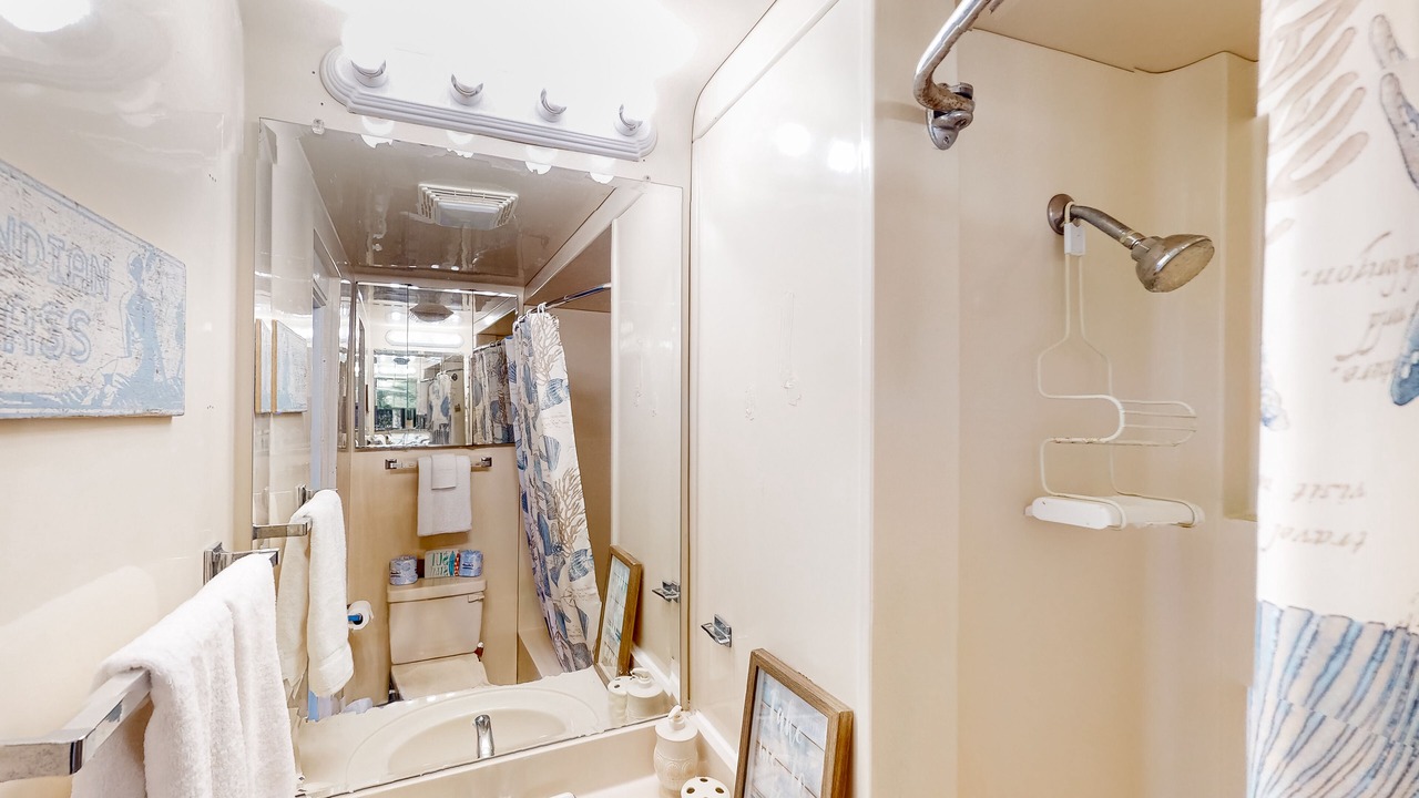 Photo of Bathroom in Indian Pass