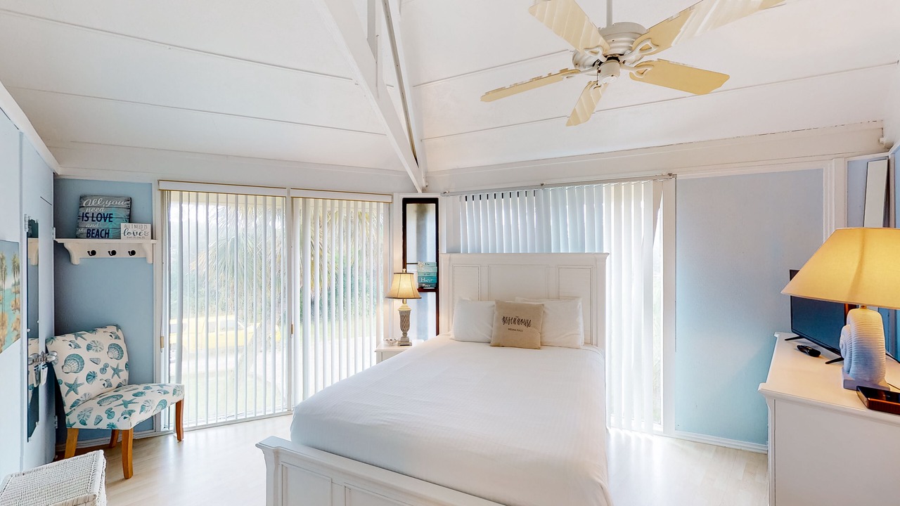 Photo of Bedroom in Indian Pass