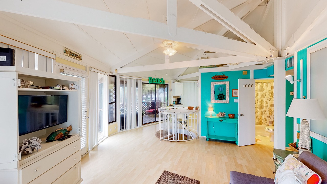 Photo of Livingroom in Indian Pass