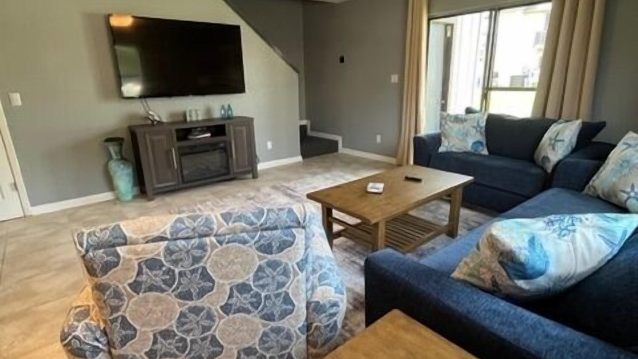 Photo of Livingroom in Mary Esther