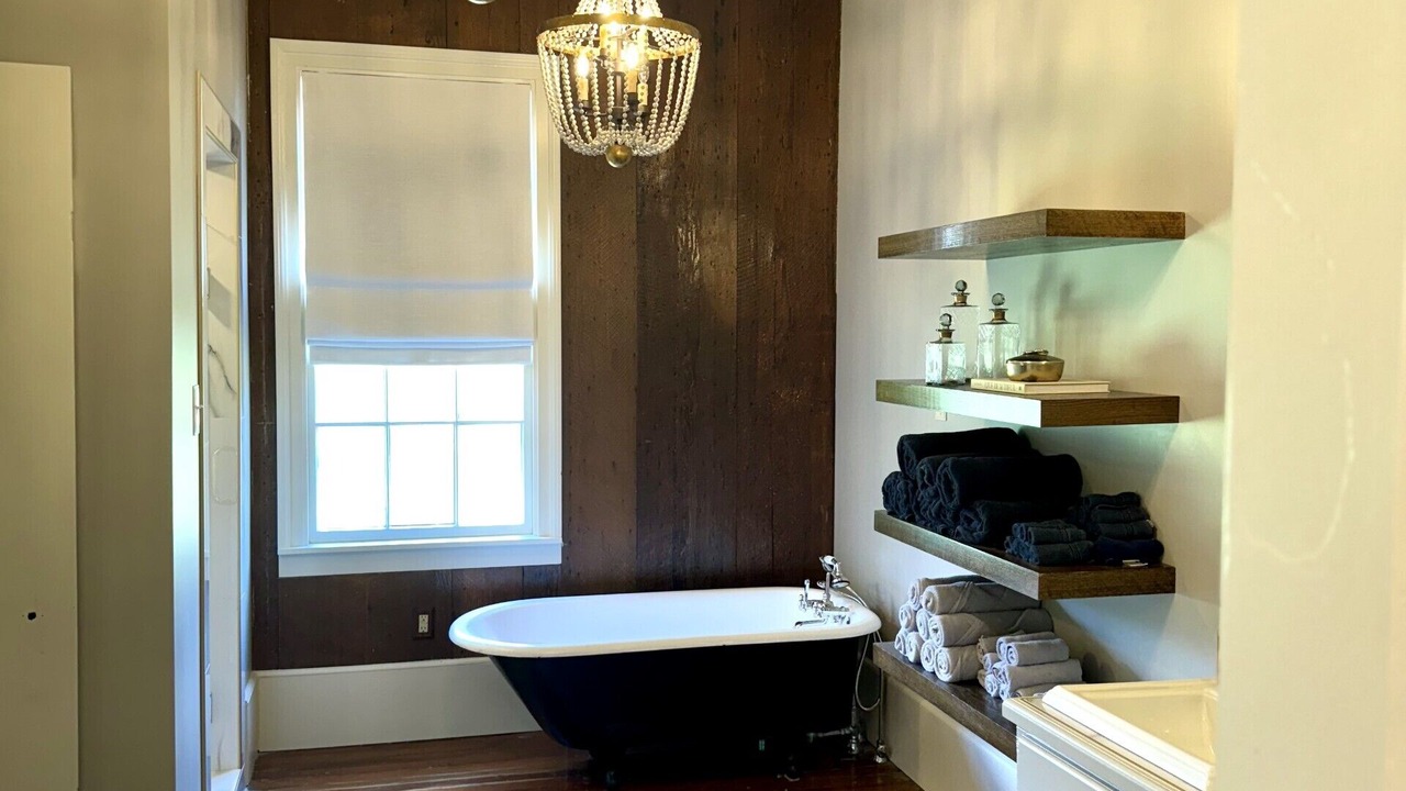 Photo of Bathroom in Marksville