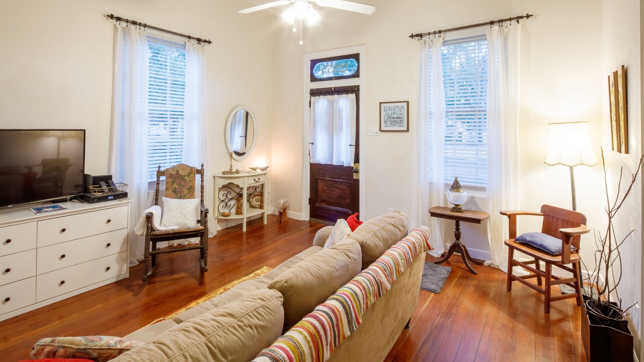 Photo of Livingroom in Abita Springs