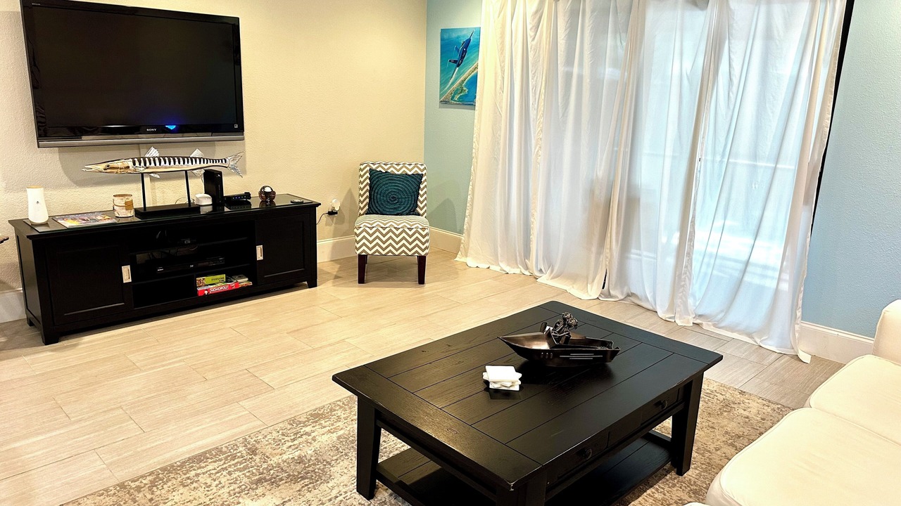Photo of Livingroom in Pensacola