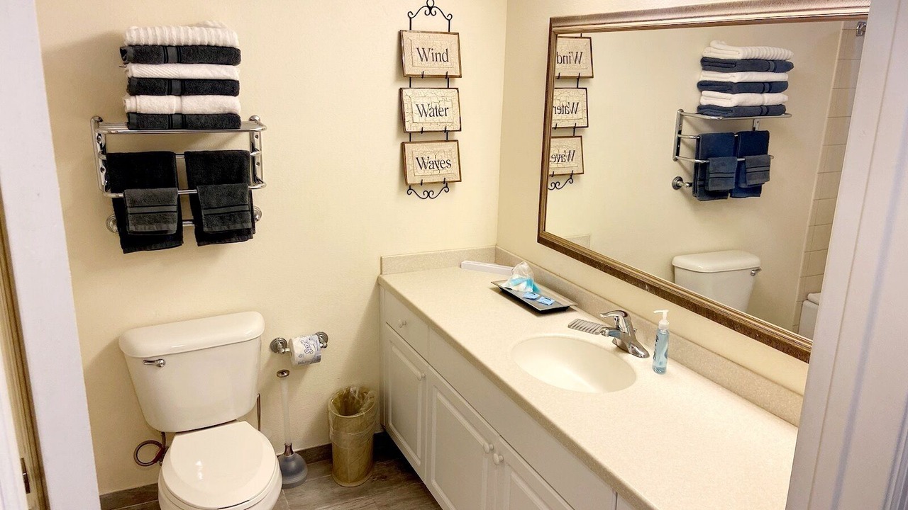 Photo of Bathroom in Ortona Park